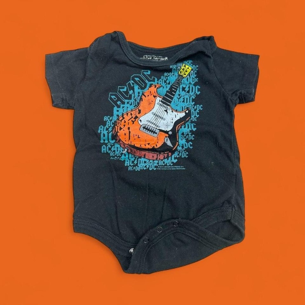 Live Nation 3month AC/DC onsie Live Nation AC/DC baby onesie